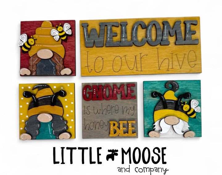 Mini Square Insert - Gnome Bee
