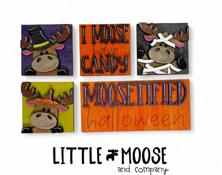 Mini Square Insert - moose halloween