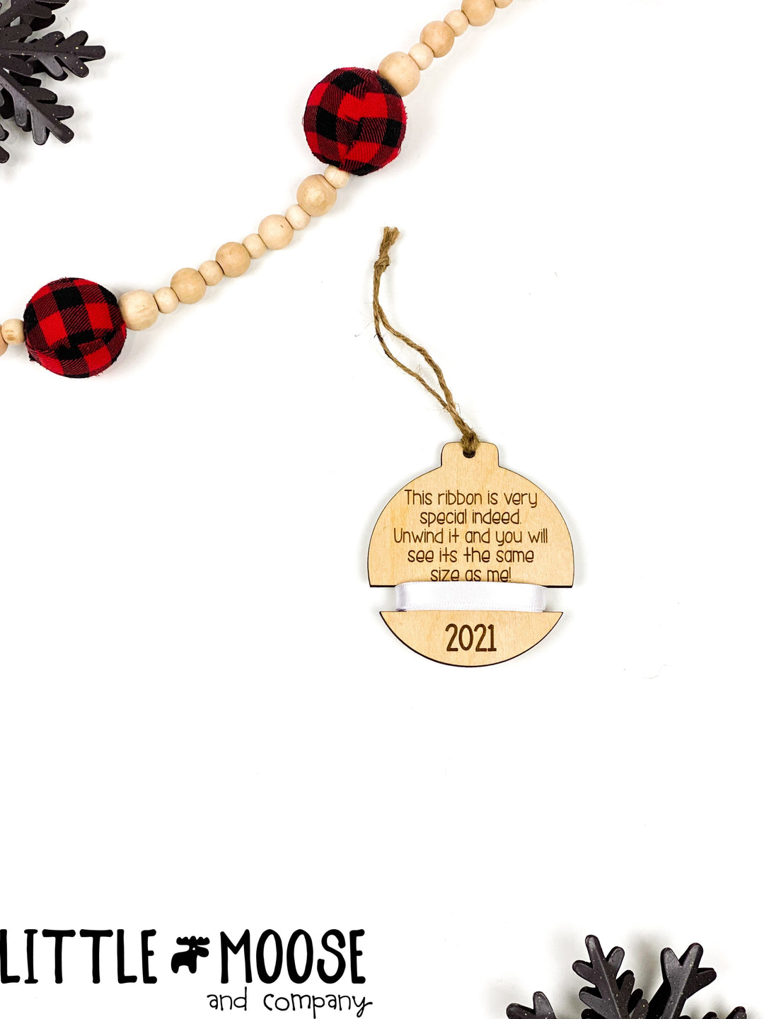 ornament this ribbon WMG white