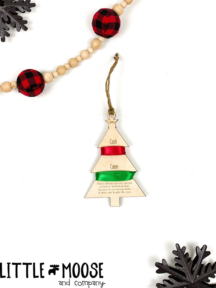 ornament tree WMG 2 names red green